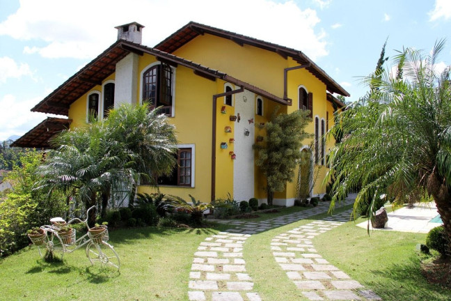 Casa com 6 Quartos à Venda, 300 m² em Comary - Teresópolis