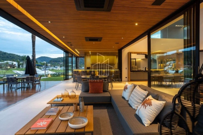 Imagem Casa com 5 Quartos à Venda, 1.000 m² em Tamboré - Santana De Parnaíba Imagem Casa com 5 Quartos à Venda, 1.000 m² em Tamboré - Santana De Parnaíba