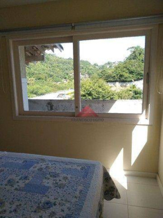 Imagem Casa com 4 Quartos à Venda, 390 m² em Matapaca - Niterói Imagem Casa com 4 Quartos à Venda, 390 m² em Matapaca - Niterói