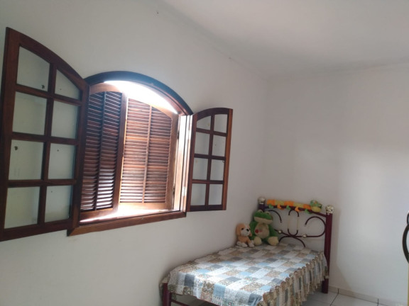 Imagem Casa com 4 Quartos à Venda, 103 m² em Parque São Cristóvão - Taubaté
