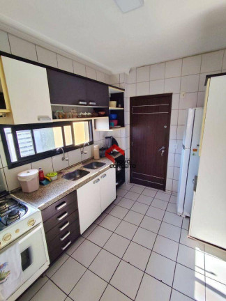 Imagem Apartamento com 3 Quartos à Venda, 133 m² em Meireles - Fortaleza Imagem Apartamento com 3 Quartos à Venda, 133 m² em Meireles - Fortaleza