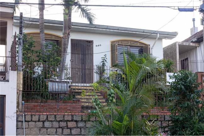Casa com 3 Quartos à Venda,  em Jardim Itu - Porto Alegre