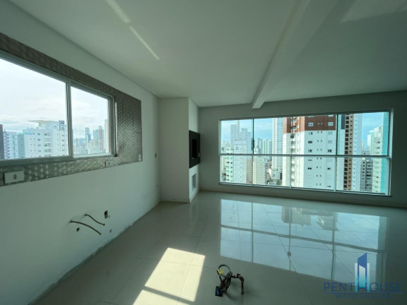 Imagem Apartamento com 3 Quartos à Venda, 115 m² em Centro - Balneário Camboriú