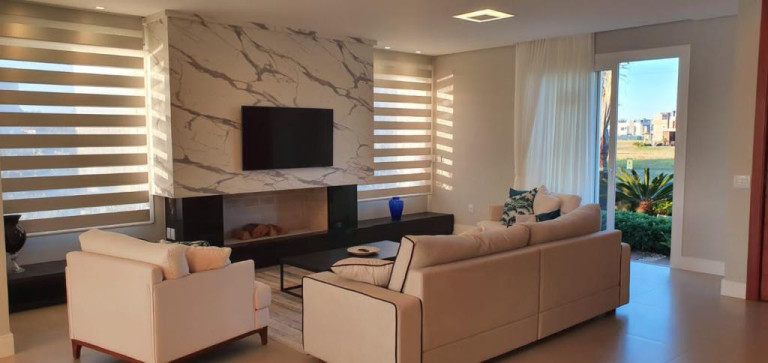 Imagem Casa com 4 Quartos à Venda, 300 m² em Village - Capao Da Canoa Imagem Casa com 4 Quartos à Venda, 300 m² em Village - Capao Da Canoa
