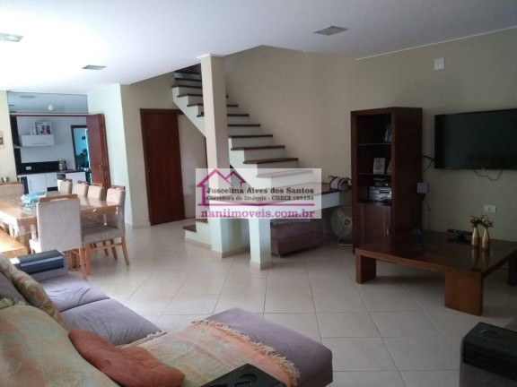 Casa com 3 Quartos à Venda, 150 m² em Jardim Das Gaivotas - Caraguatatuba
