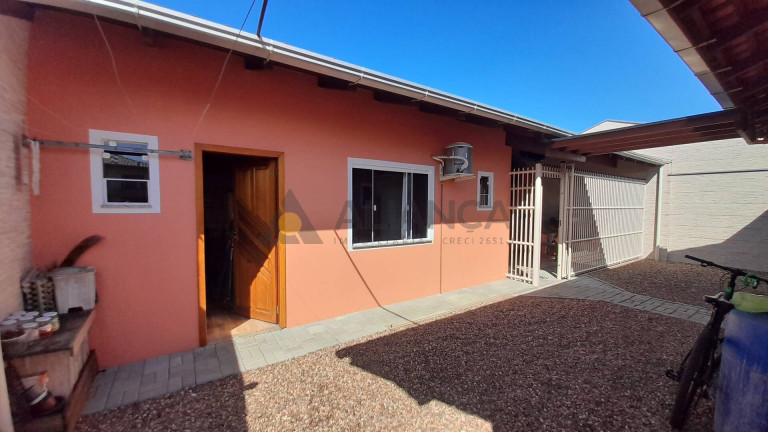 Imagem Casa com 3 Quartos à Venda, 286 m² em Meia Praia - Navegantes