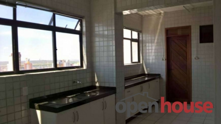 Imagem Apartamento com 5 Quartos à Venda ou Locação, 275 m² em Tirol - Natal