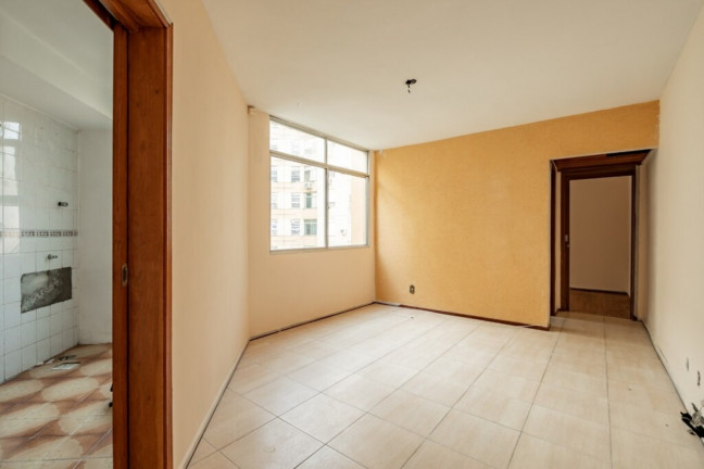 Imagem Imóvel com 1 Quarto à Venda, 41 m² em Cristal - Porto Alegre Imagem Imóvel com 1 Quarto à Venda, 41 m² em Cristal - Porto Alegre