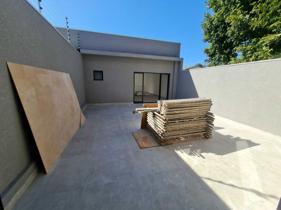 Imagem Sobrado com 3 Quartos à Venda, 185 m² em Ronda - Ponta Grossa Imagem Sobrado com 3 Quartos à Venda, 185 m² em Ronda - Ponta Grossa