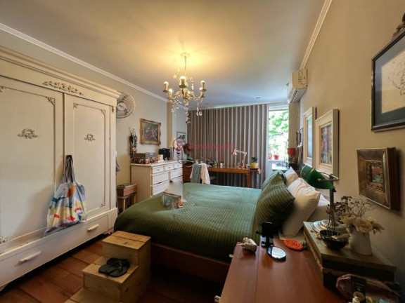 Imagem Casa com 4 Quartos à Venda, 420 m² em Mata Da Praia - Vitória