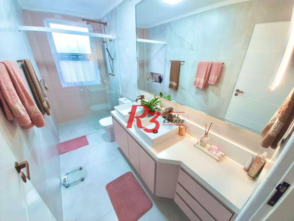 Imagem Apartamento com 3 Quartos à Venda, 216 m² em Gonzaga - Santos