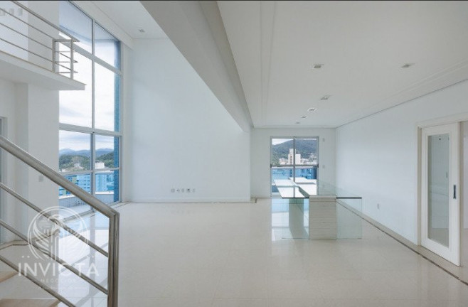 Imagem Apartamento com 2 Quartos à Venda, 252 m² em Centro - Balneário Camboriú Imagem Apartamento com 2 Quartos à Venda, 252 m² em Centro - Balneário Camboriú