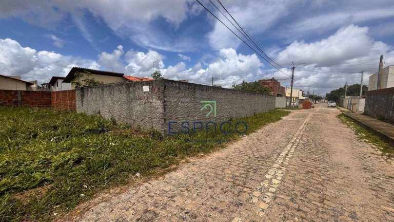 Imagem Terreno à Venda, 200 m² em Cajupiranga - Parnamirim Imagem Terreno à Venda, 200 m² em Cajupiranga - Parnamirim