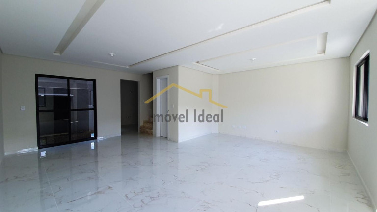 Casa com 3 Quartos à Venda, 126 m² em Uberaba - Curitiba