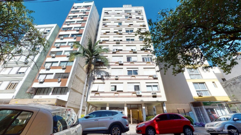 Imagem Imóvel com 1 Quarto à Venda, 37 m² em Centro Histórico - Porto Alegre Imagem Imóvel com 1 Quarto à Venda, 37 m² em Centro Histórico - Porto Alegre