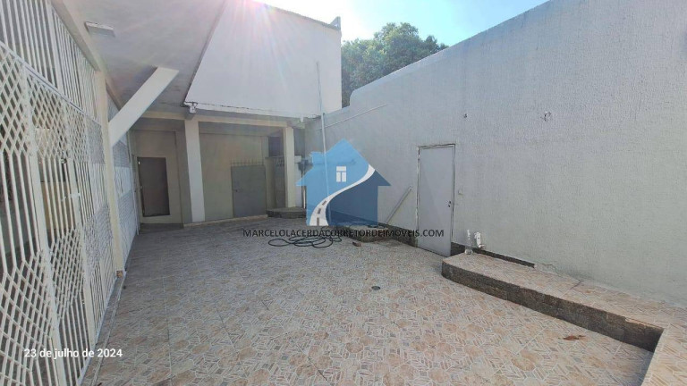 Imagem Casa com 5 Quartos para Alugar,  em Parque 10 De Novembro - Manaus