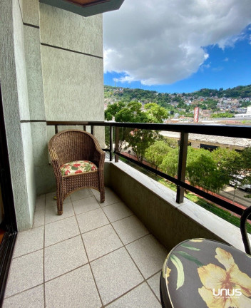 Imagem Apartamento com 2 Quartos à Venda, 81 m² em Centro - Florianópolis
