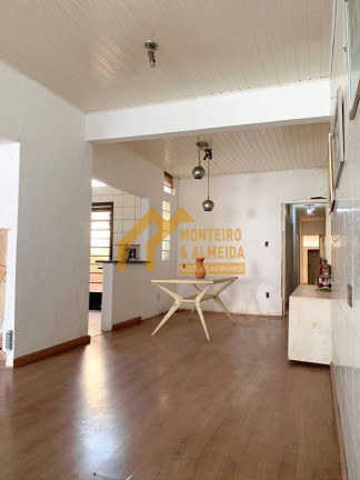 Casa com 4 Quartos à Venda, 198 m² em Centro - Itapetininga
