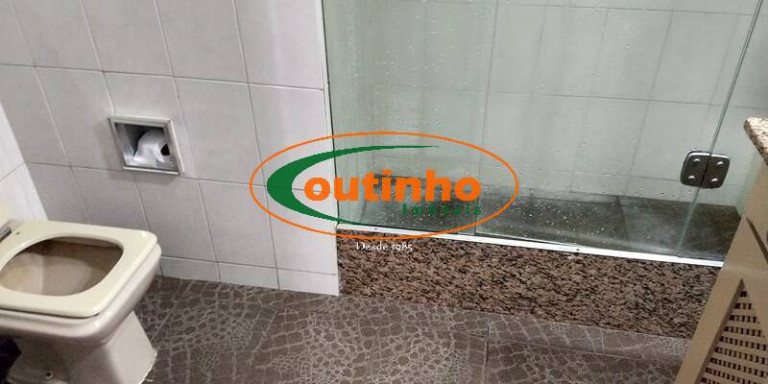 Imagem Apartamento com 2 Quartos à Venda, 81 m² em Tijuca - Rio De Janeiro Imagem Apartamento com 2 Quartos à Venda, 81 m² em Tijuca - Rio De Janeiro