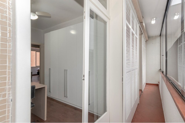 Imagem Imóvel com 3 Quartos à Venda, 128 m² em Auxiliadora - Porto Alegre