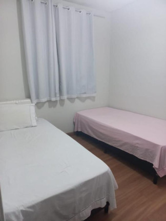 Imagem Imóvel com 2 Quartos à Venda, 48 m² Imagem Imóvel com 2 Quartos à Venda, 48 m²