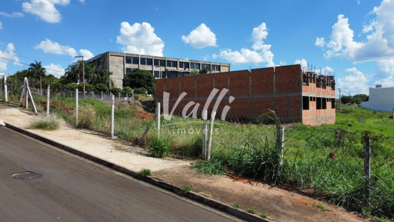 Terreno à Venda, 336 m² em Jardim Dos Pinheiros - Americana