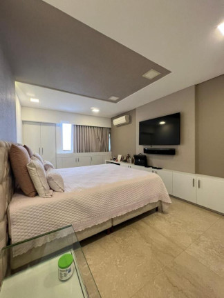 Imagem Apartamento com 4 Quartos à Venda, 266 m² em Casa Forte - Recife