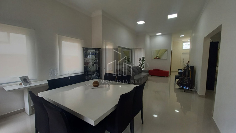 Imagem Casa com 3 Quartos à Venda, 210 m² em Alphaville - Santana De Parnaíba
