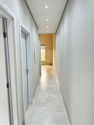 Imagem Casa com 3 Quartos à Venda, 190 m² em Jardim Das Palmeiras - Cuiabá