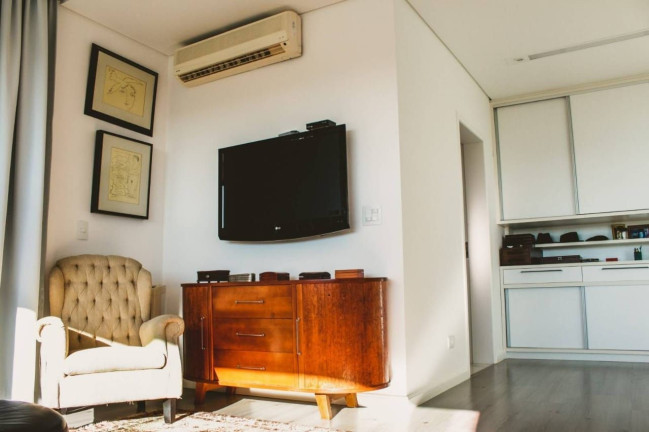 Imagem Casa com 5 Quartos à Venda ou Locação, 550 m² em Condomínio Residencial Jaguary - São José Dos Campos Imagem Casa com 5 Quartos à Venda ou Locação, 550 m² em Condomínio Residencial Jaguary - São José Dos Campos