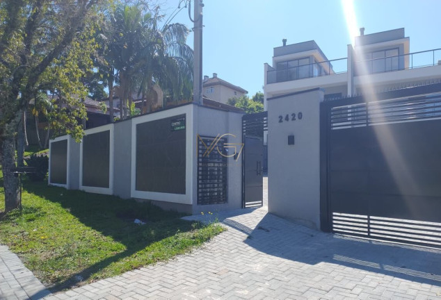Imagem Casa com 3 Quartos à Venda, 160 m² em Pilarzinho - Curitiba