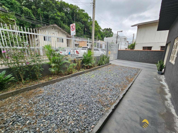 Imagem Casa com 3 Quartos à Venda, 142 m² em Vila Nova - Blumenau Imagem Casa com 3 Quartos à Venda, 142 m² em Vila Nova - Blumenau