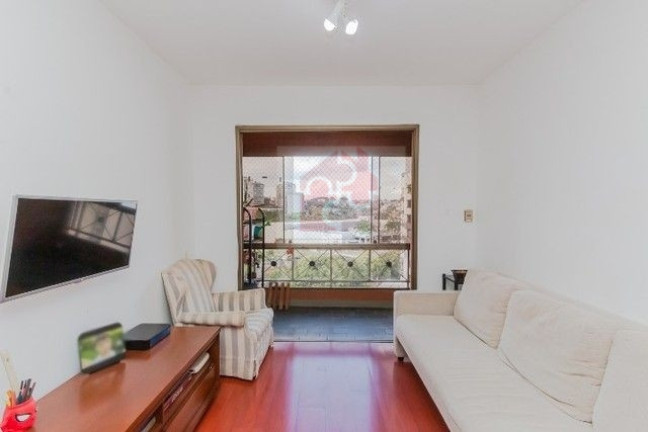 Imagem Apartamento com 3 Quartos à Venda, 73 m² em Petrópolis - Porto Alegre