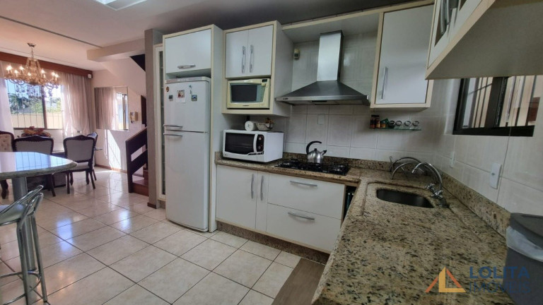 Imagem Casa com 3 Quartos à Venda, 134 m² em Pedra Branca - Palhoça Imagem Casa com 3 Quartos à Venda, 134 m² em Pedra Branca - Palhoça