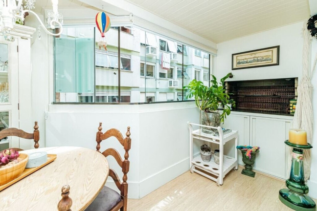Imagem Apartamento com 3 Quartos à Venda, 114 m² em Higienópolis - Porto Alegre