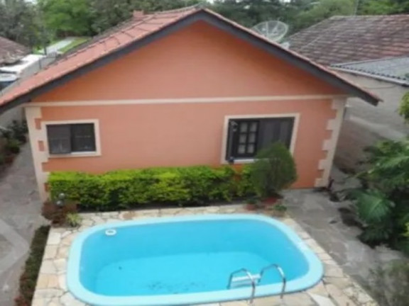 Imagem Casa com 3 Quartos à Venda, 250 m² em Sarandi - Porto Alegre Imagem Casa com 3 Quartos à Venda, 250 m² em Sarandi - Porto Alegre