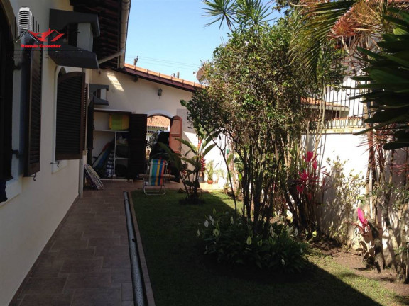 Imagem Casa com 3 Quartos à Venda, 230 m² em Florida - Praia Grande Imagem Casa com 3 Quartos à Venda, 230 m² em Florida - Praia Grande