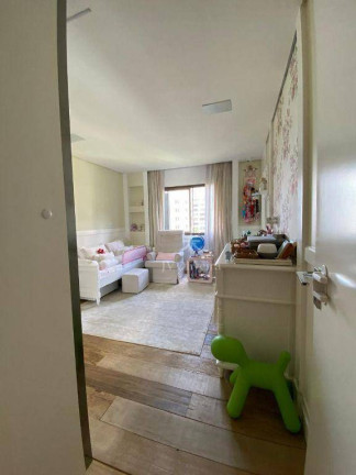 Imagem Apartamento com 3 Quartos à Venda ou Locação, 360 m² em Real Parque - São Paulo Imagem Apartamento com 3 Quartos à Venda ou Locação, 360 m² em Real Parque - São Paulo