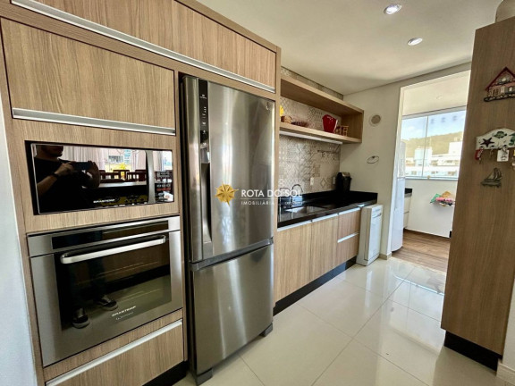 Imagem Cobertura com 3 Quartos à Venda, 250 m² em Bombas - Bombinhas