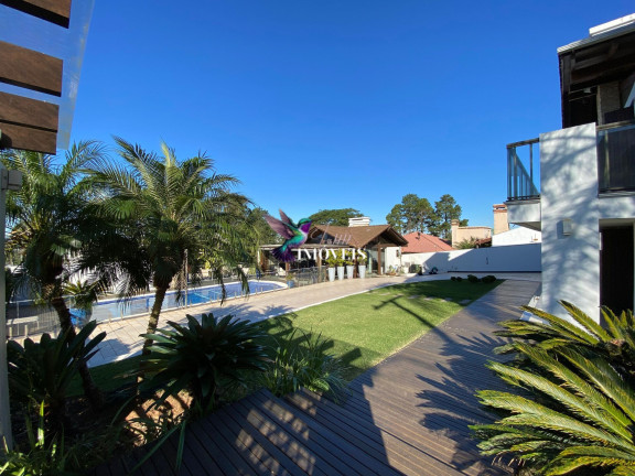 Imagem Casa com 4 Quartos à Venda, 204 m² em Centenário - Torres
