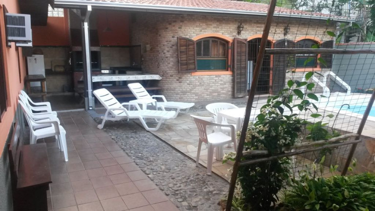 Imagem Casa com 5 Quartos para Temporada, 220 m² em Toninhas - Ubatuba Imagem Casa com 5 Quartos para Temporada, 220 m² em Toninhas - Ubatuba