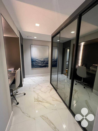 Imagem Imóvel com 4 Quartos à Venda, 250 m² em Canto Do Forte - Praia Grande Imagem Imóvel com 4 Quartos à Venda, 250 m² em Canto Do Forte - Praia Grande