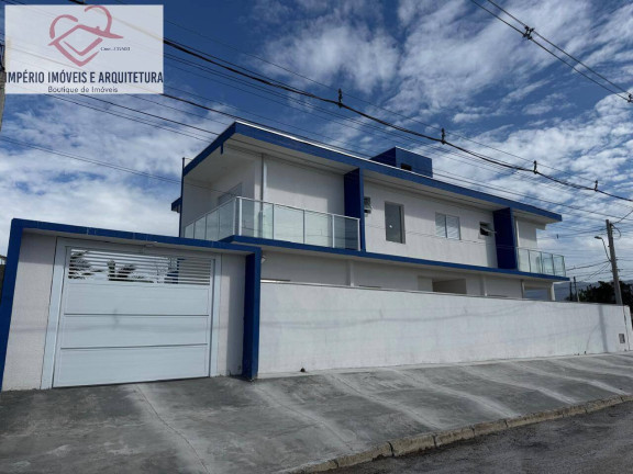 Casa com 2 Quartos à Venda,  em Praia Das Palmeiras - Caraguatatuba