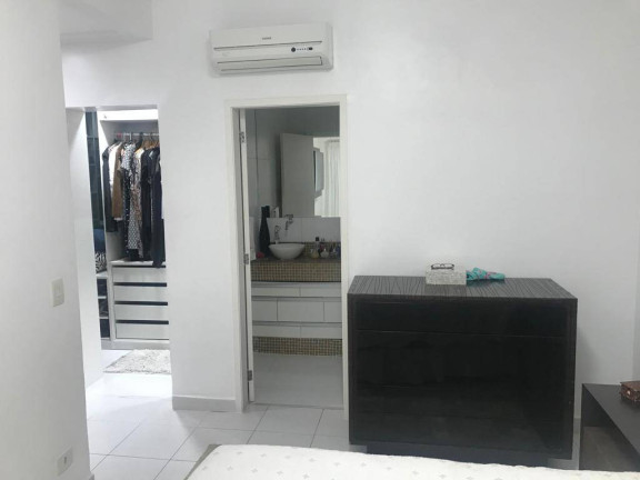Imagem Casa com 5 Quartos à Venda, em Enseada - Guarujá Imagem Casa com 5 Quartos à Venda, em Enseada - Guarujá
