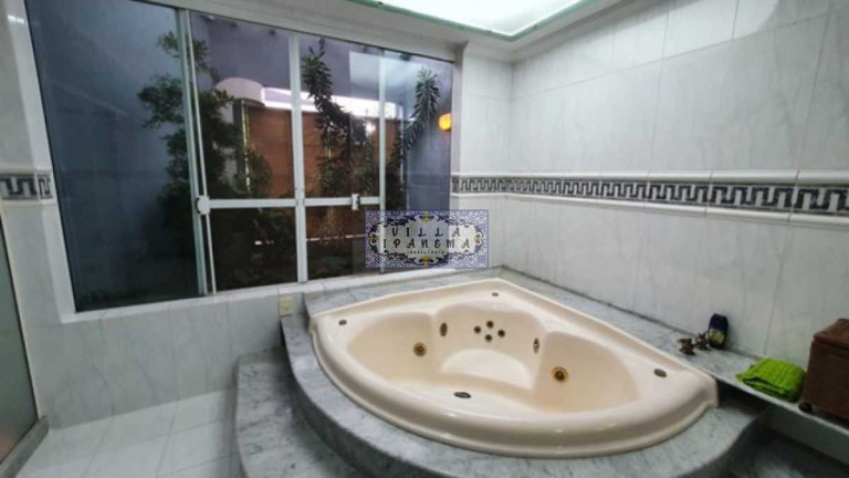Imagem Imóvel com 6 Quartos à Venda, 573 m² em Recreio Dos Bandeirantes - Rio De Janeiro