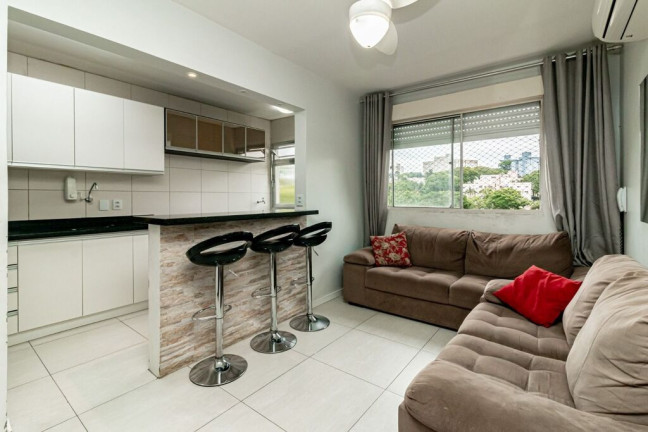 Apartamento com 3 Quartos à Venda, 63 m² em Santo Antônio - Porto Alegre