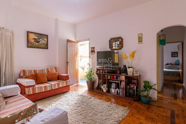 Imagem Casa com 4 Quartos à Venda, 250 m² em Cambuci - São Paulo Imagem Casa com 4 Quartos à Venda, 250 m² em Cambuci - São Paulo