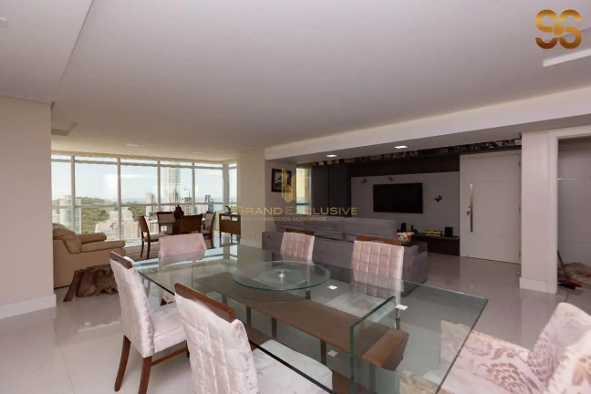 Imagem Apartamento com 4 Quartos à Venda, 228 m² em Pioneiros - Balneário Camboriú