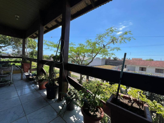 Imagem Casa com 3 Quartos à Venda, 135 m² em Centro - Balneário Barra Do Sul