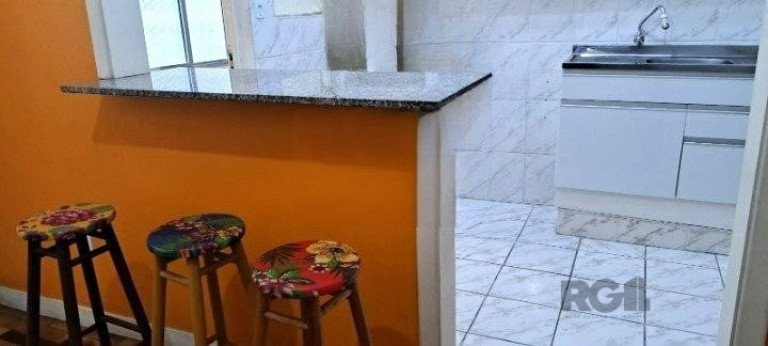 Imagem Apartamento com 2 Quartos à Venda, 70 m² em Centro Histórico - Porto Alegre